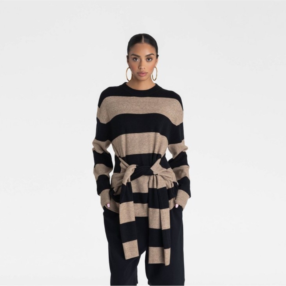 KBB by KAHLANA Women's 'The Wrap Sweater'- Taupe/Black Striped Size L